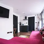 Flat In Piccadilly Central Sleep 4 Vre