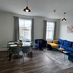 Luxury Apartment Chelsea- Fulham