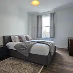 Luxury Apartment Chelsea- Fulham