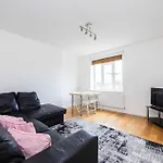 Comfortable 2 Bedroom In Marylebone
