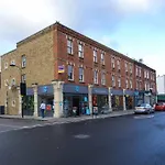 Mr2 - Charming 1 Bed Apartment, Munster Village