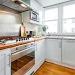 Location Trafalgar Square 1 Bedr, 3 Beds, Sleeps 6