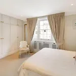 Secluded Royal Ground Residence Sleeps 4