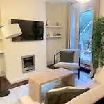 Great Value London Apartment With Garden In Tufnell Park Near Emirates Stadium And 10 Mins To Kings Cross