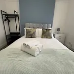 Hackney Mid & Long-Term Stays