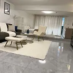 Central Entire Studio Apartment