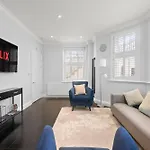Sg, Prime South Kensington Luxury Suite