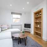 3 Bedroom House In Notting Hill