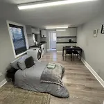 Cozy Two Bed In Brixton Next To Station