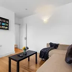 Modern Flat In Stockwell, 10 Mins From Oxford Circus