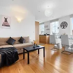 Modern Flat In Stockwell, 10 Mins From Oxford Circus
