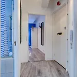 Lovely 2- Bedroom Apartment In Central London