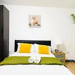Excellent Two Bedroom Flat In Central London