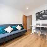 Charming Period Home Near Surbiton With Garden