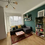 Super-Convenient, 3 Mins To Kings Cross