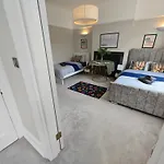 Stunning 4 Bedroom Flat In Regent\'S Park - Abbey Rd