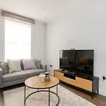 Modern House In South Kensington