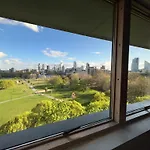 2 Bed 2 Bath Luxury Apartment In Central London