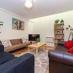 Characterful 2 Bedroom Apartment In Brixton
