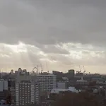 3 Bedroom Old Street Apartment - Amazing Views