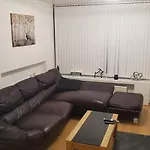 Cosy 2 Bedroom Apartment In South West London