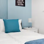 Waterside 4 Bed Apartment