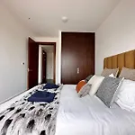 Luxurious And Spacious Apartment Near Us Embassy