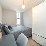 Charming 2 Bedroom Flat In Central London