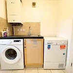 A Lovely Home Stay Near Greenwich