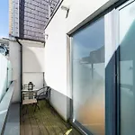Piccadilly Circus-West End Central London Studio Apartment