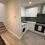 Room In Central London Zone 1