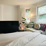 Kensington Secret Gem