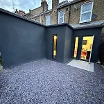 2 Bedroom Flat Wembley