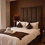 Lr London Apartments - Battersea Park