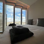New Manhattan Loft Gardens Stratford