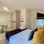Urban Getaway In The Heart Of South Kensington