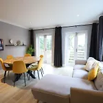 Lovely 3Br Garden Apartment L Abbey Road, London