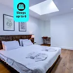 Beautiful 3-Bedroom House Just Minutes From Queen\'S Park Tube