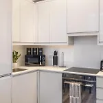 Notting Hill Retreat 2 Bedroom