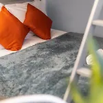 Notting Hill Retreat 2 Bedroom