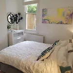 1-Bed Victorian Gf Apartment In London