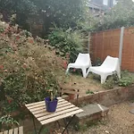 1-Bed Victorian Gf Apartment In London