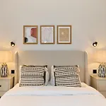 The Brondesbury Escape - Cosy 1Bdr Flat With Balcony & Parking