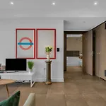 Mysquare Premium One Bedroom Apartment City Road Basin