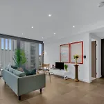 Mysquare Premium One Bedroom Apartment City Road Basin