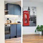 7 - West London Brand New Loft