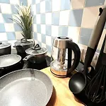 Cozy 3 Bed Flat Near To Station