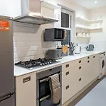 Charming 3Br In Trendy Tottenham Neighborhood