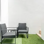 Cosy 2 Bedroom Chelsea Apartment With Private Terrace