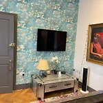Lovely Flat In Chiswick W4